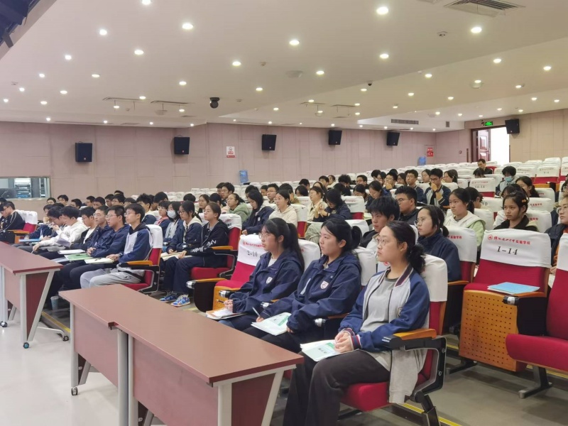 定目標，堅信念，沖清北——高2023級課改班動員大會